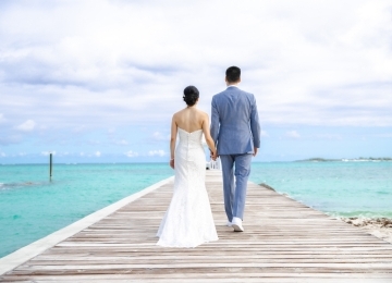Nature & Outdoor Wedding Photography. Scenic & Organic Backdrops image