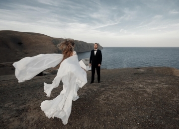 2026 Wedding Photography Trends: What’s In and What’s Out image
